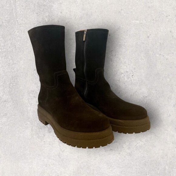 La CANADIENNE Val Suede Boot - Black - Picture 1 of 10